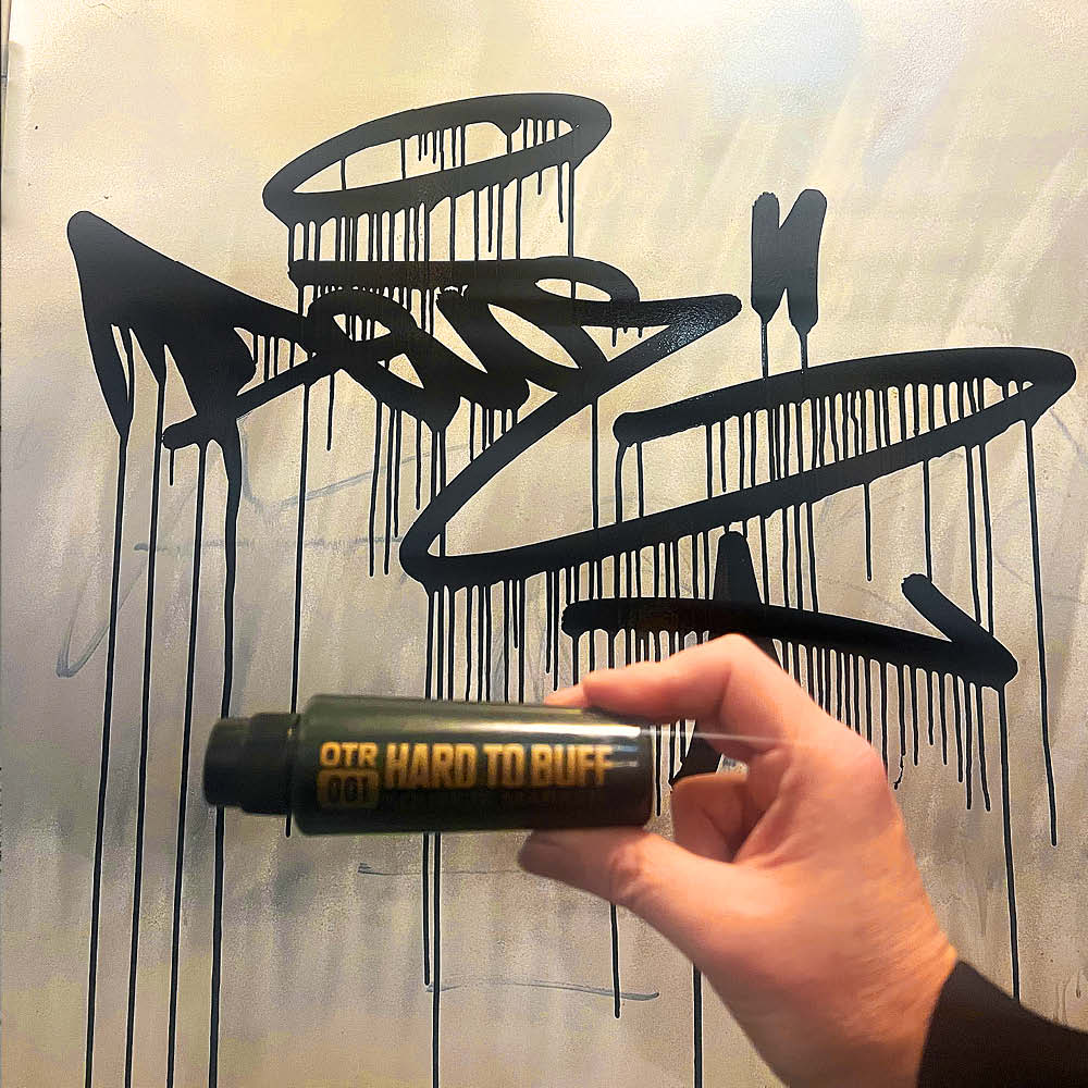 OTR 001 - HARD TO BUFF INK SQUEEZE MARKER - DEEP BLACK - 22MM